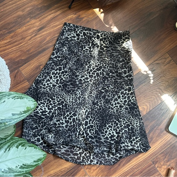 Leopard Print Mesh Midi Skirt - Picture 4 of 6